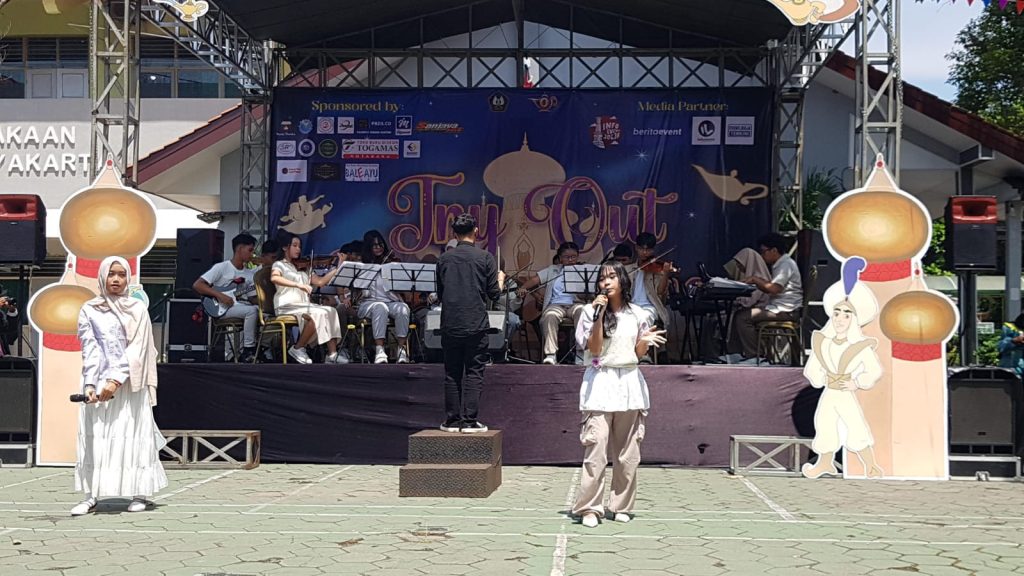 27fea513-4695-42b9-810e-d4c12532d219